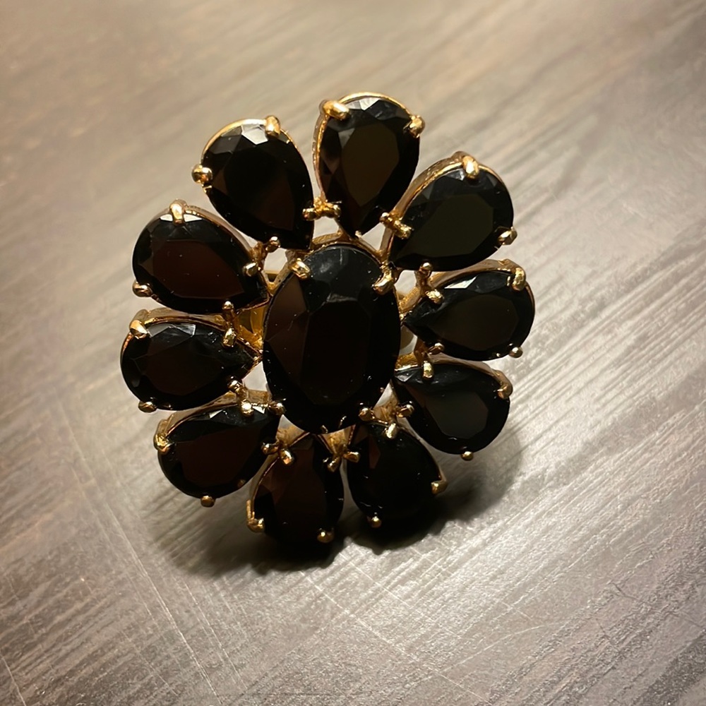Kate spade black and gold ring size 8
